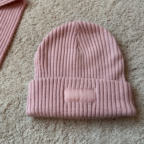 PINK Victoria's Secret Kids Ribbed Beanie and Scarf Set - Picture 2 of 8